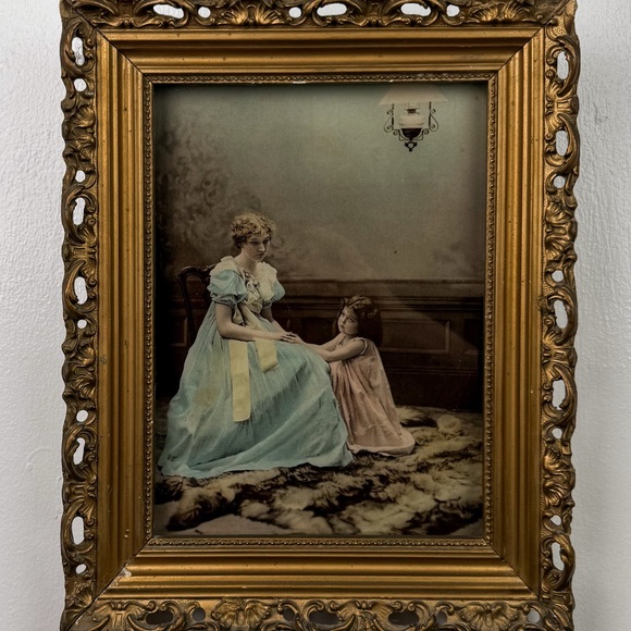 Vintage Other - Vintage Gold Framed Victorian Portrait